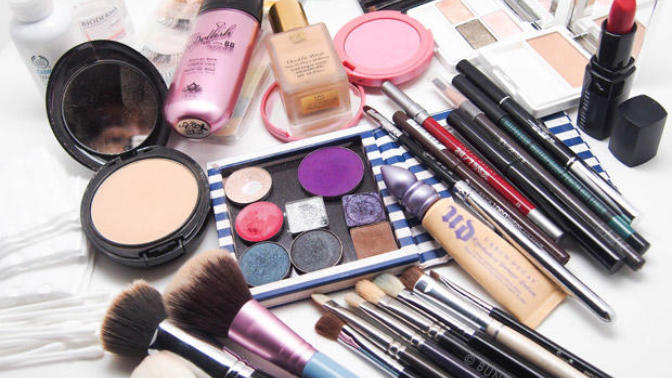 Ladies, Clean Up Your Make-Up!