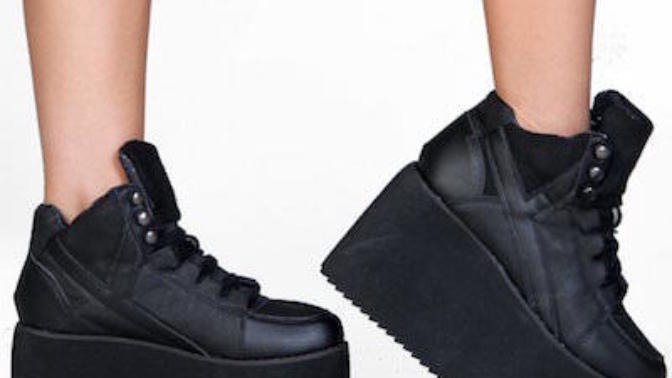 12 Dumb Things From The 90s