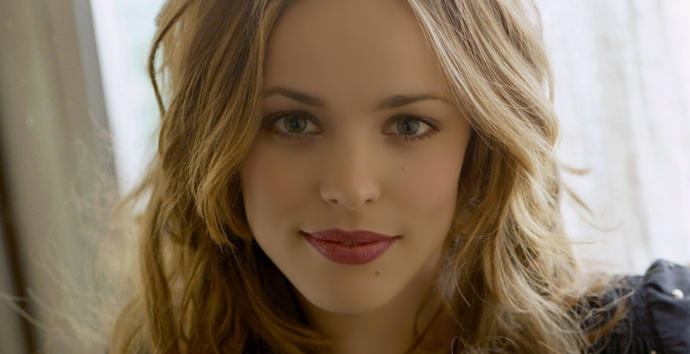 5 FAMOUS HOT WOMEN You Didn't Know Are Canadian!