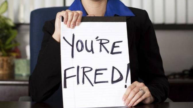 How to Deal With Getting Fired and 6 Helpful Tips