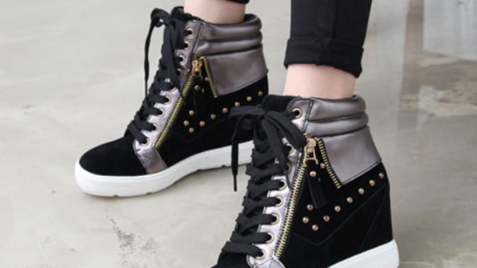 10 Horrible Women's Fashion Choices That Need to Die