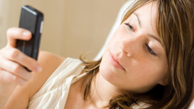 5 Signs She Is NOT Into YOU!