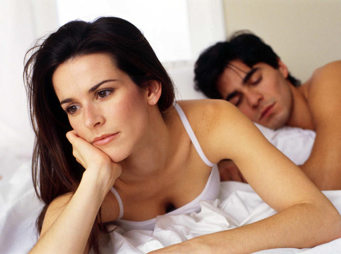 3 Signs He Most Certainly is NOT The One