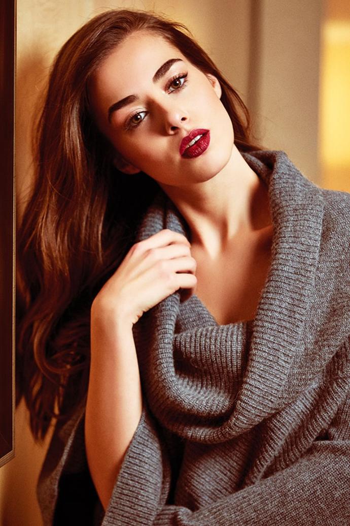 Top 20 Actresses Of Turkish Television: Beauty and Talent