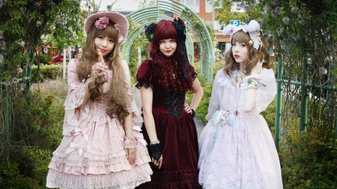 Lolita Fashion Facts, FAQs, and Documentaries (by an Actual Lolita)