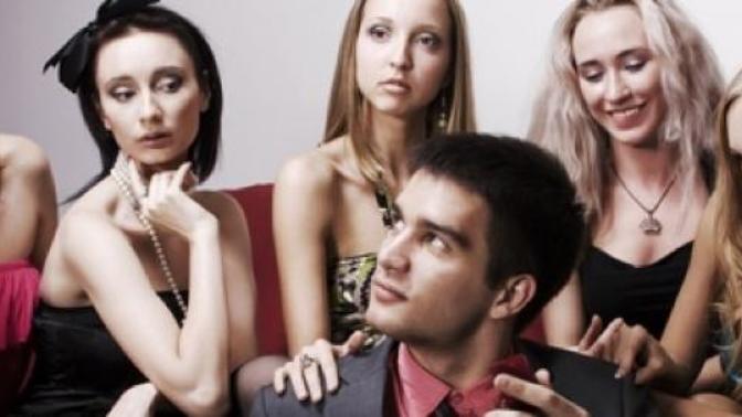 3 Reasons Why You Should Try Being a Serial Dater