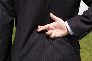 Top 6 Common Lies Some Men Tell