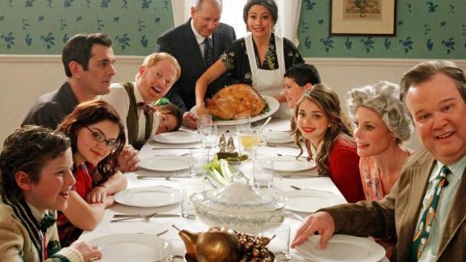 8 Tips For Taking Better Thanksgiving Family Photos