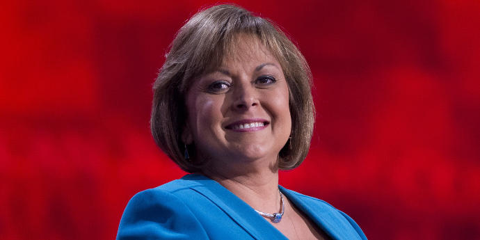 5 Female Politicians Who Should be Our First Female President
