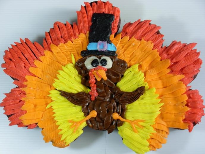 10 Great Turkey Cake Designs