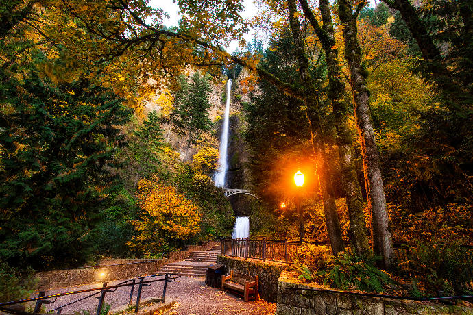 10 of the Best Places to Catch the Last of Fall Foliage