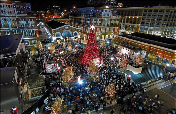 Fun Places to Visit Down South During Christmas Time
