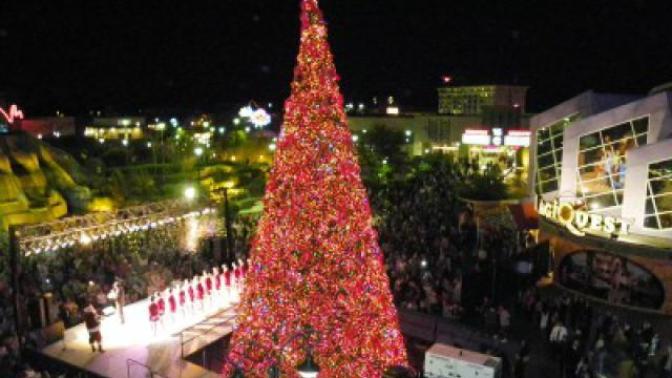 Fun Places to Visit Down South During Christmas Time