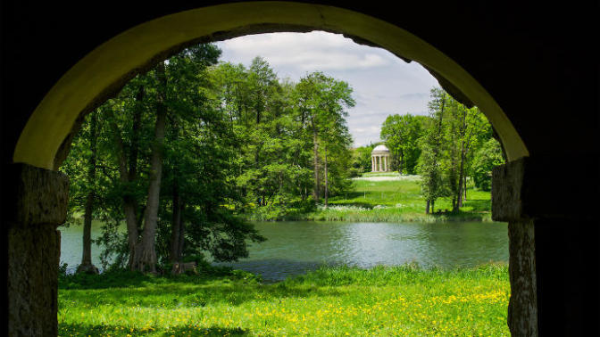 12 Amazing Eye-Candy Gardens