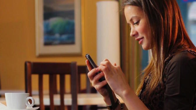 Girls, Be Honest: A Man's Profile Pictures Are the #1 Priority in Online Dating, Right?