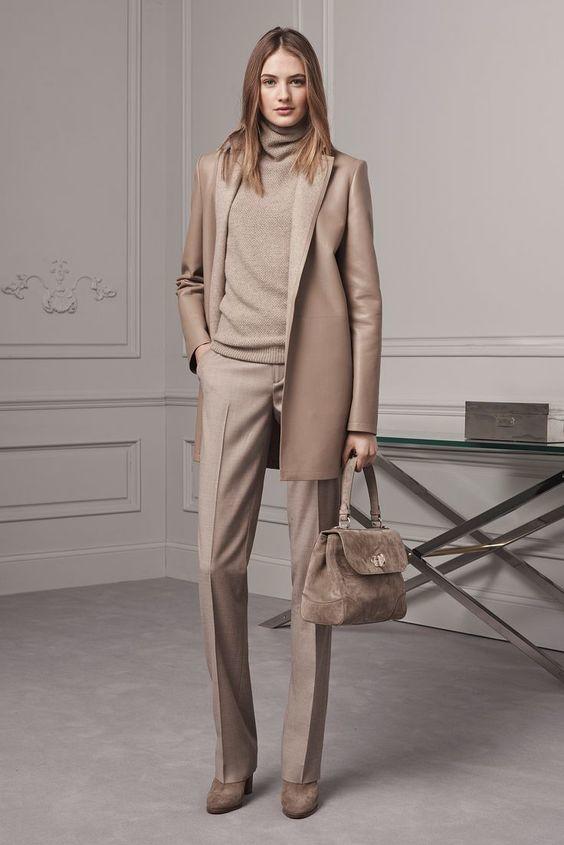Classic Christmas Looks And Accessories