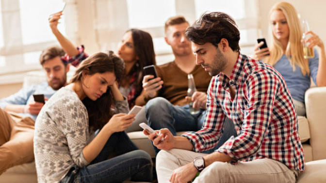 Lessons and Manners that Teen Girls Seem to have Forgotten