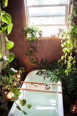 19 Bathtubs I'd Love to Sink Into