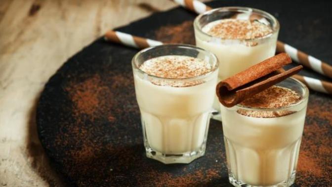 7 Yummy Vegan Christmas Treat Recipes 🍪🎄