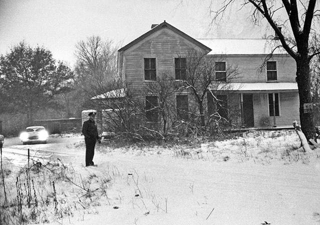 House of Horrors: 4 Examples of People Living With the Dead