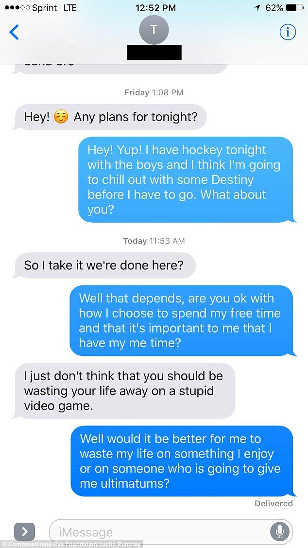 Lady dumps her boyfriend in hilarious text message exchange after he chooses to play games with friends rather than hang out with her.