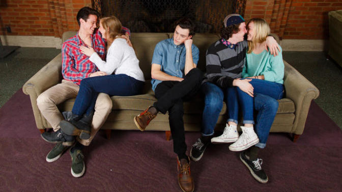 The Struggle of Being Lonely When You Are Not Alone