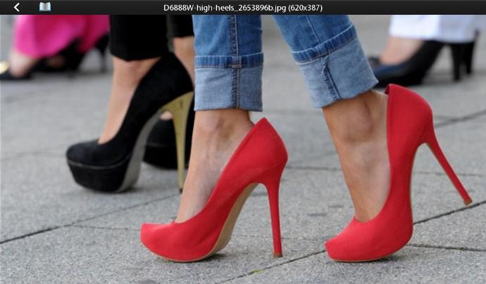 5 Christmas Gifts Many Women Like