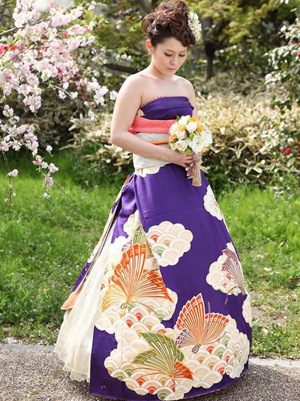 New Trend in Japan: Kimono Wedding Dresses!