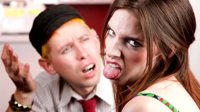 10 Shockingly Bad Pieces of Dating Advice Men Give One Another