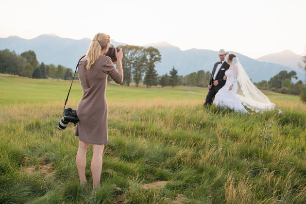 How to Have a Cheap @$$ Good Looking Wedding!