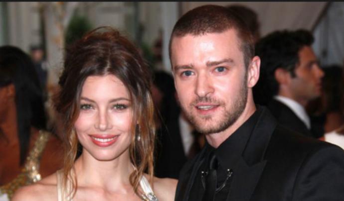 6 Male Celebrities Who Easily Get Beautiful Women