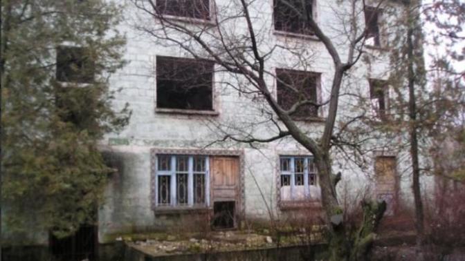 Urban Exploration - or How to Stop Worrying and Try It