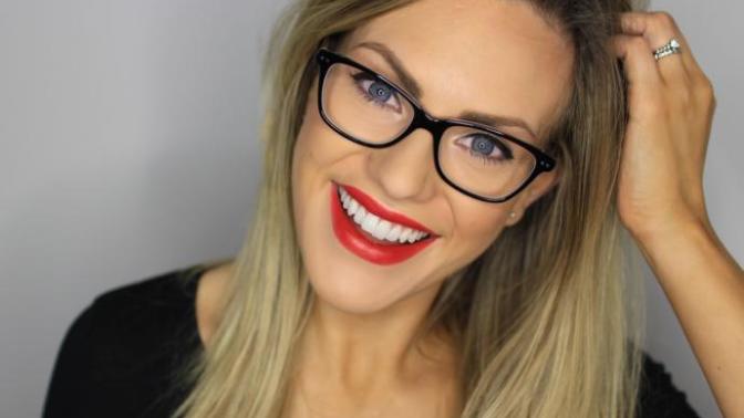 Wearing Glasses as a Fashion Accessory is Screwed Up and Insulting!