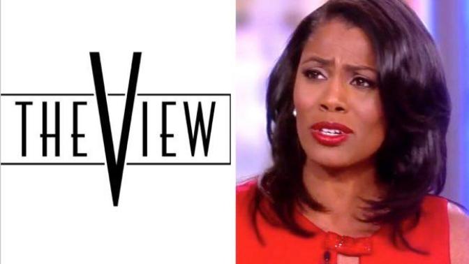 Omarosa - Trump's Lapdog