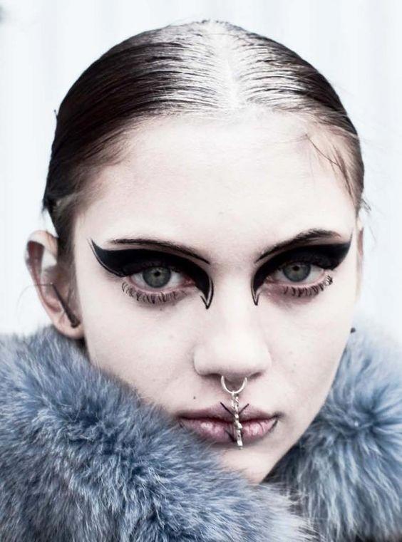 Alternative Interesting Makeup Ideas