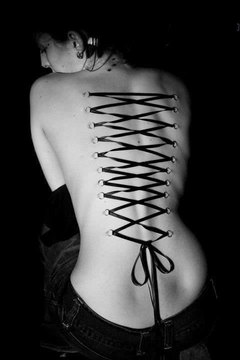 10 Crazy Body Modifications