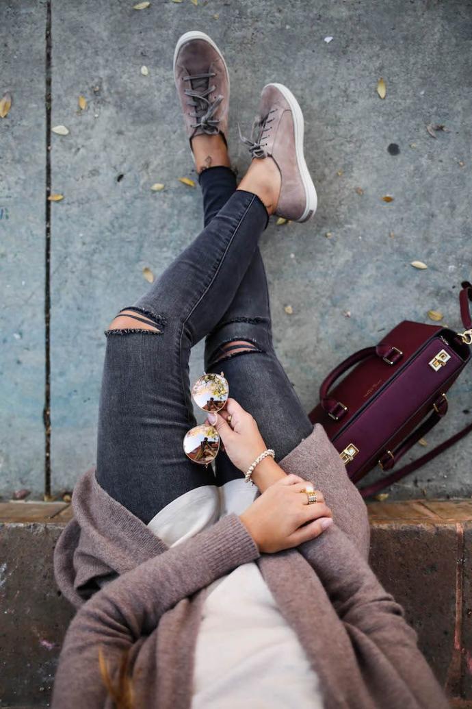 Winter Accessorize For The Fashion Maven