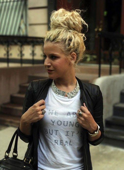 Casual Updos You Can Wear Anywhere