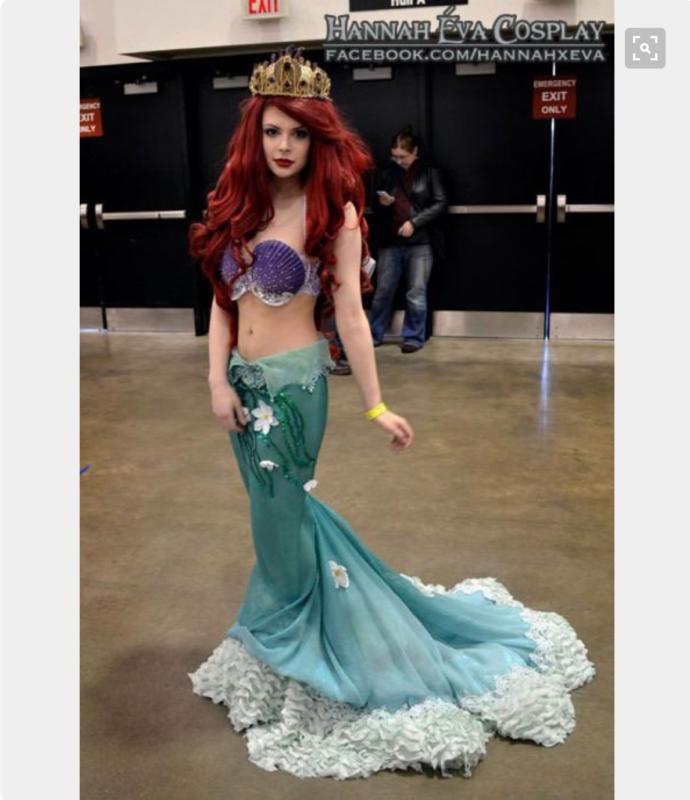 20 Amazing Cosplays from Women in Disney