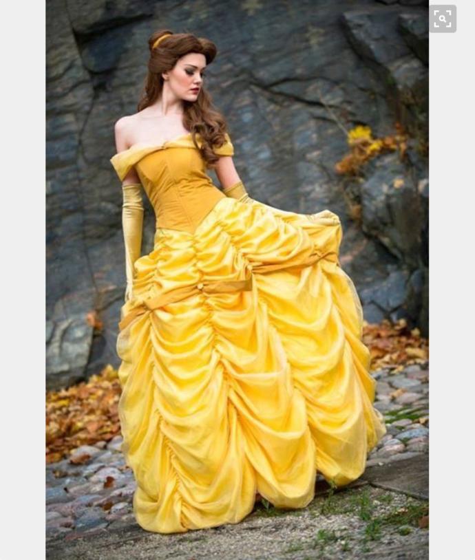 20 Amazing Cosplays from Women in Disney