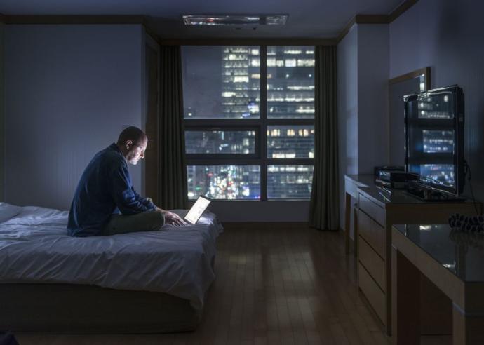 6 Powerful Feng Shui Tips to Bring Love to Your Bedroom