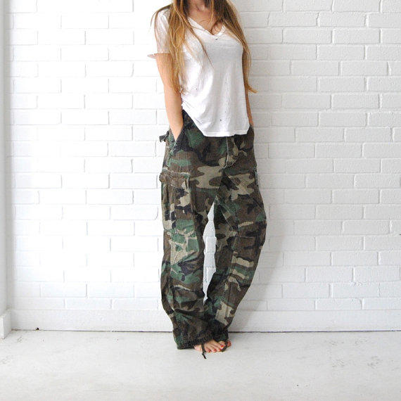 2017 Women Spring Fashion Look Book