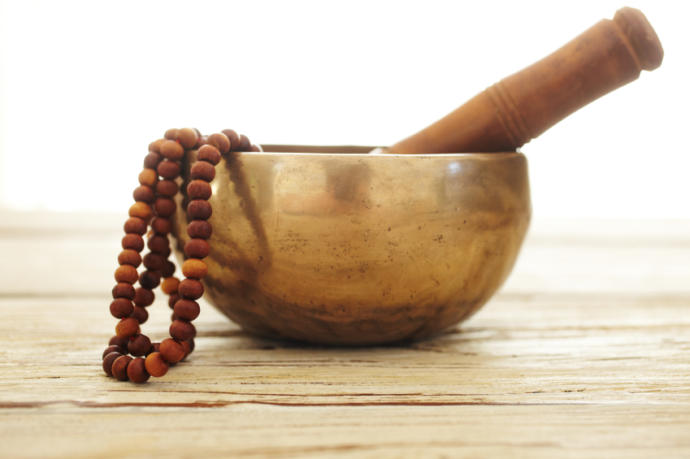 12 Ways to Cleanse Your Aura