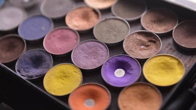 Make Your Eye Color Pop!