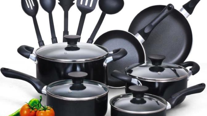 Cooking Well: the Art of Making Enjoyable Food- Cookware