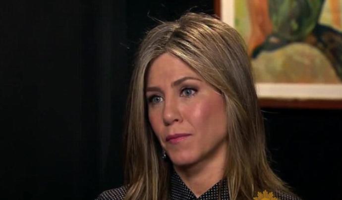 Jennifer Aniston Or Angelina Jolie (Reasons To Love Them)
