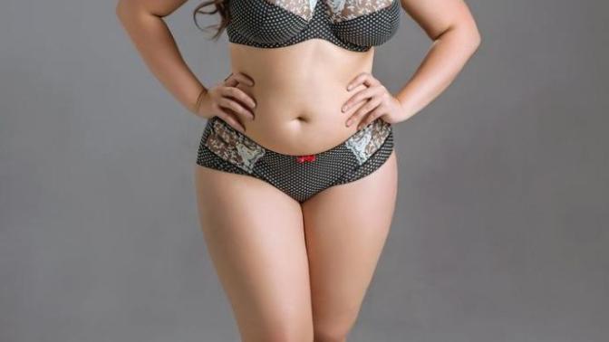 Girls, Stop Trying to Be Like Glamour Models! 