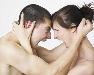 12 Signs You're In An Unhealthy Relationship!