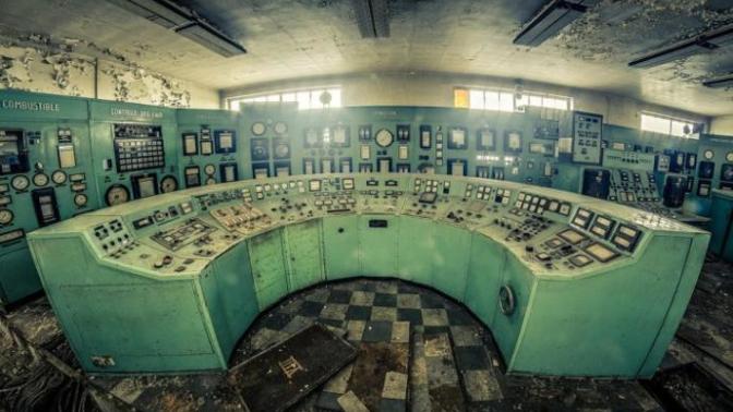 7 Creepy (But Stunning) Abandoned Buildings