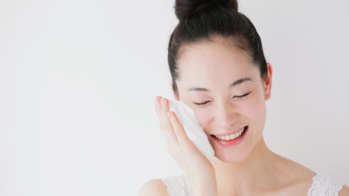 Oily Skincare Tips - How to Treat Oily Skin for Good!